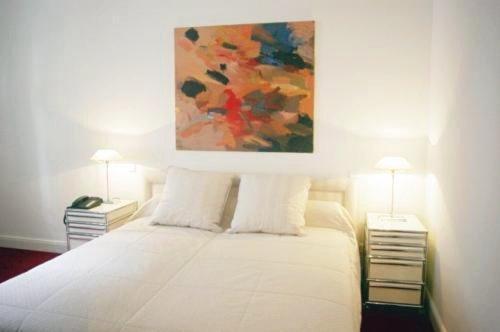 Dirazi Guesthouse & Apartments Gmbh Frankfurt am Main Dış mekan fotoğraf