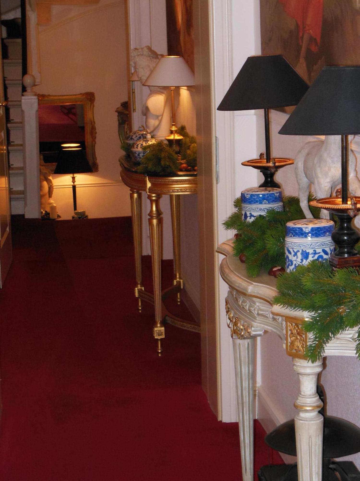 Dirazi Guesthouse & Apartments Gmbh Frankfurt am Main Dış mekan fotoğraf