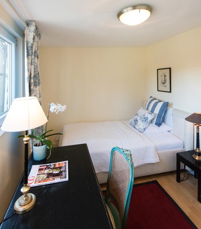 Dirazi Guesthouse & Apartments Gmbh Frankfurt am Main Dış mekan fotoğraf