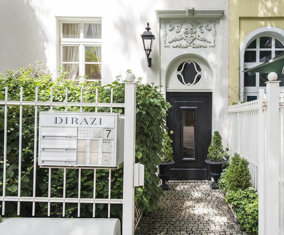 Dirazi Guesthouse & Apartments Gmbh Frankfurt am Main Dış mekan fotoğraf